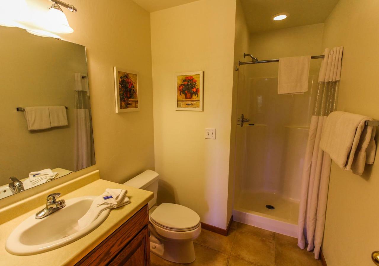 Meadow Ridge Condos Egg Harbor Exterior photo