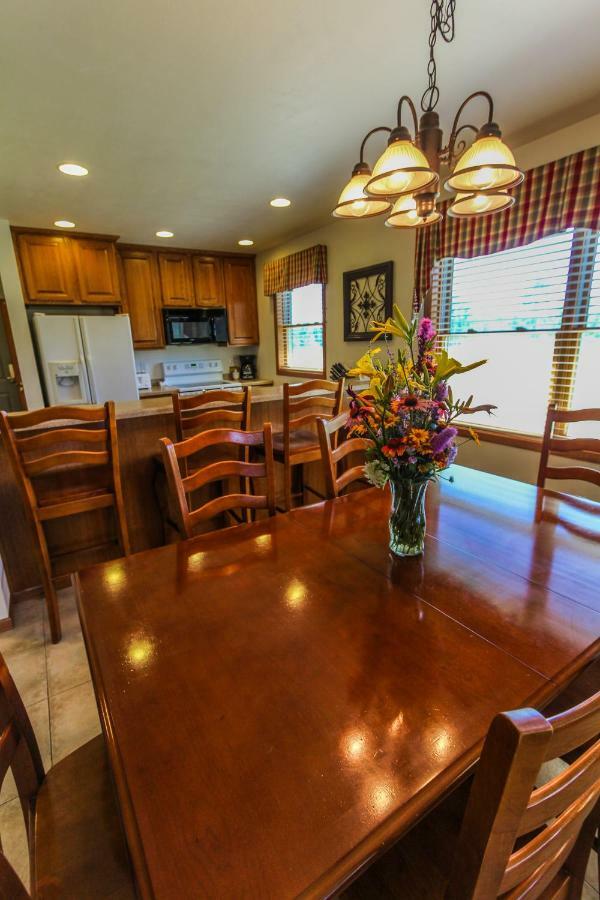 Meadow Ridge Condos Egg Harbor Exterior photo